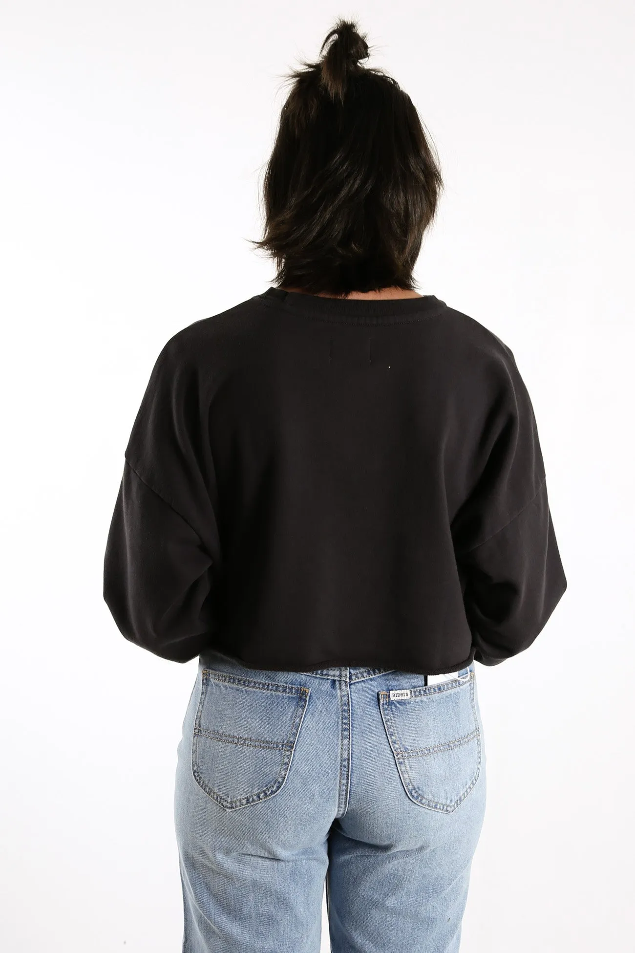 A Oversized Crop Sweater Graphic Black Fade