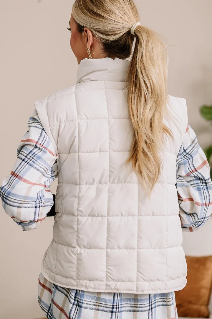 Do Me A Solid Puffer Vest | Ecru