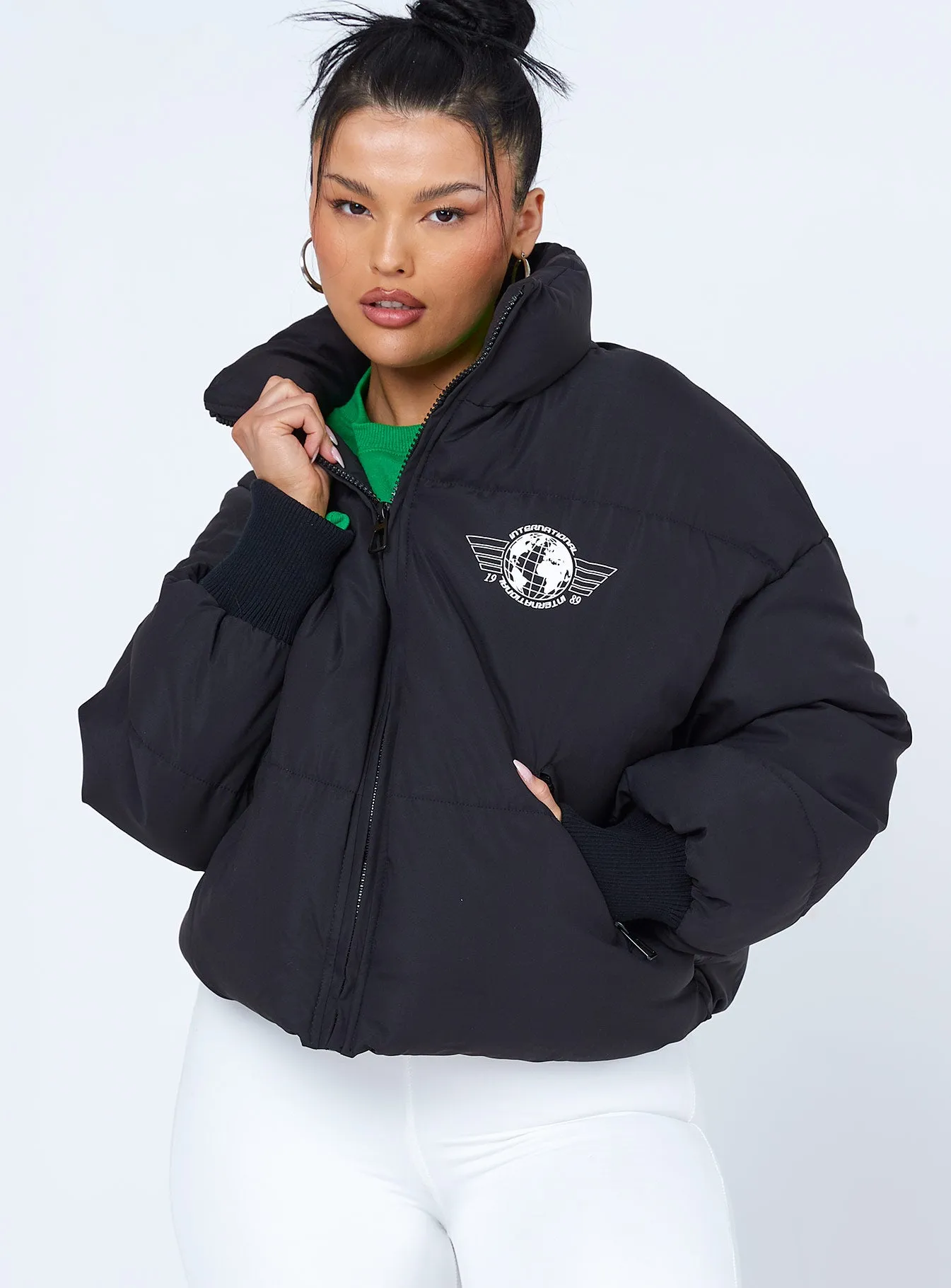 International Puffer Jacket Black