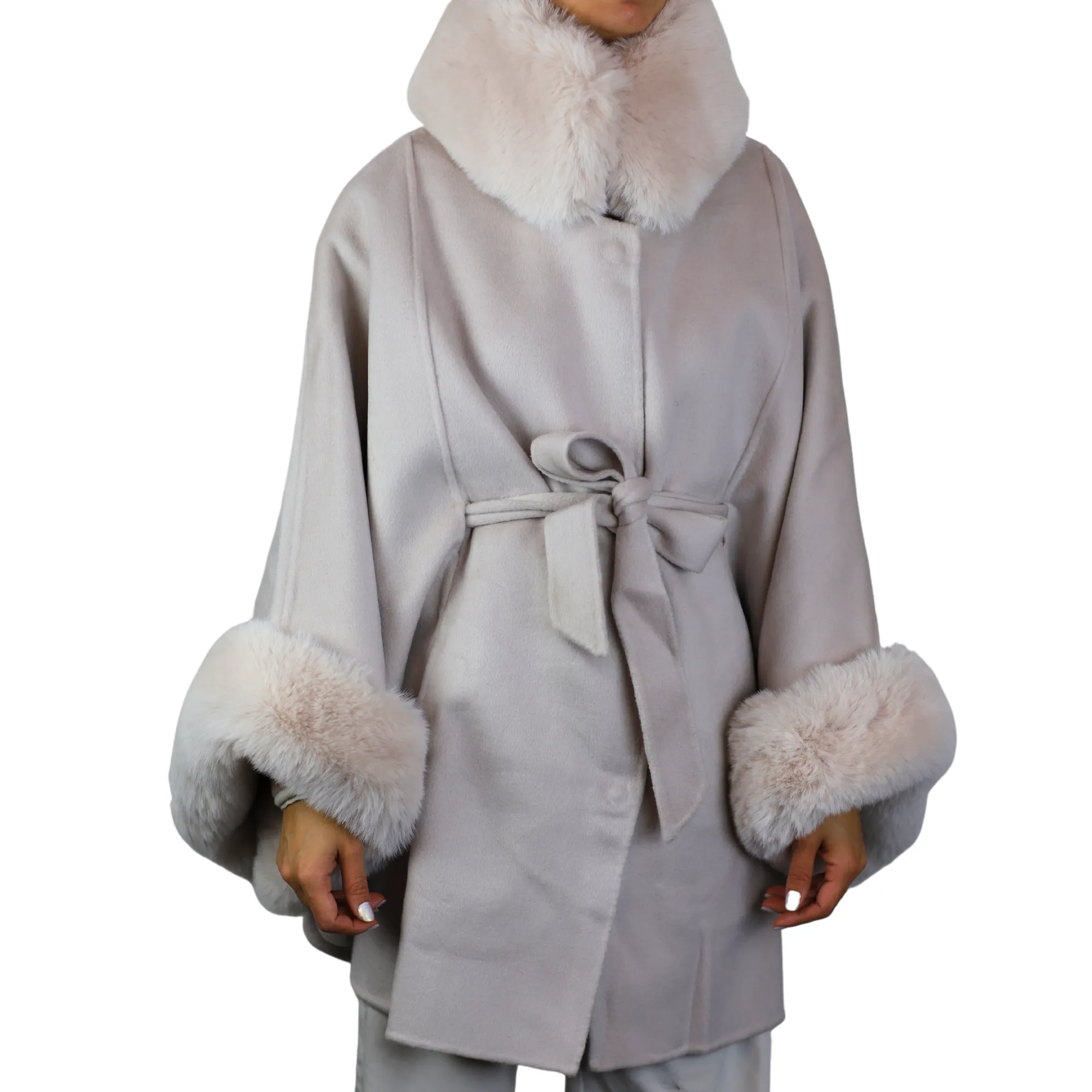 Ivory Hooded Poncho with Plush Faux Fur Trim - 100% Wool Fabrication, One Size Fits All (44x32in)