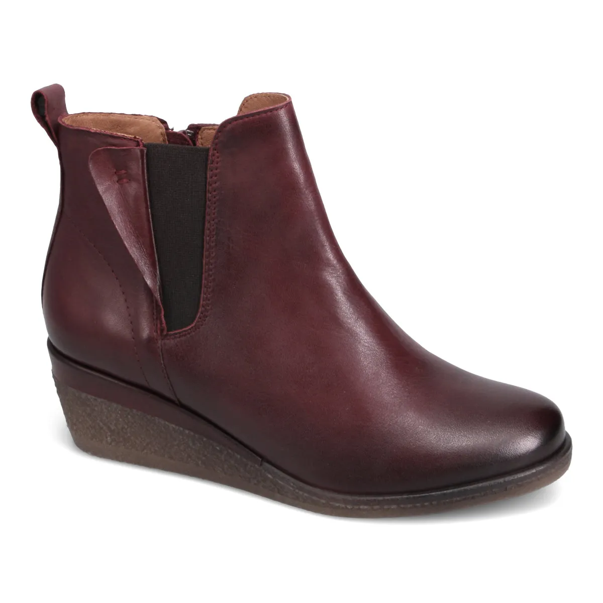 Merrit Wedge Boot