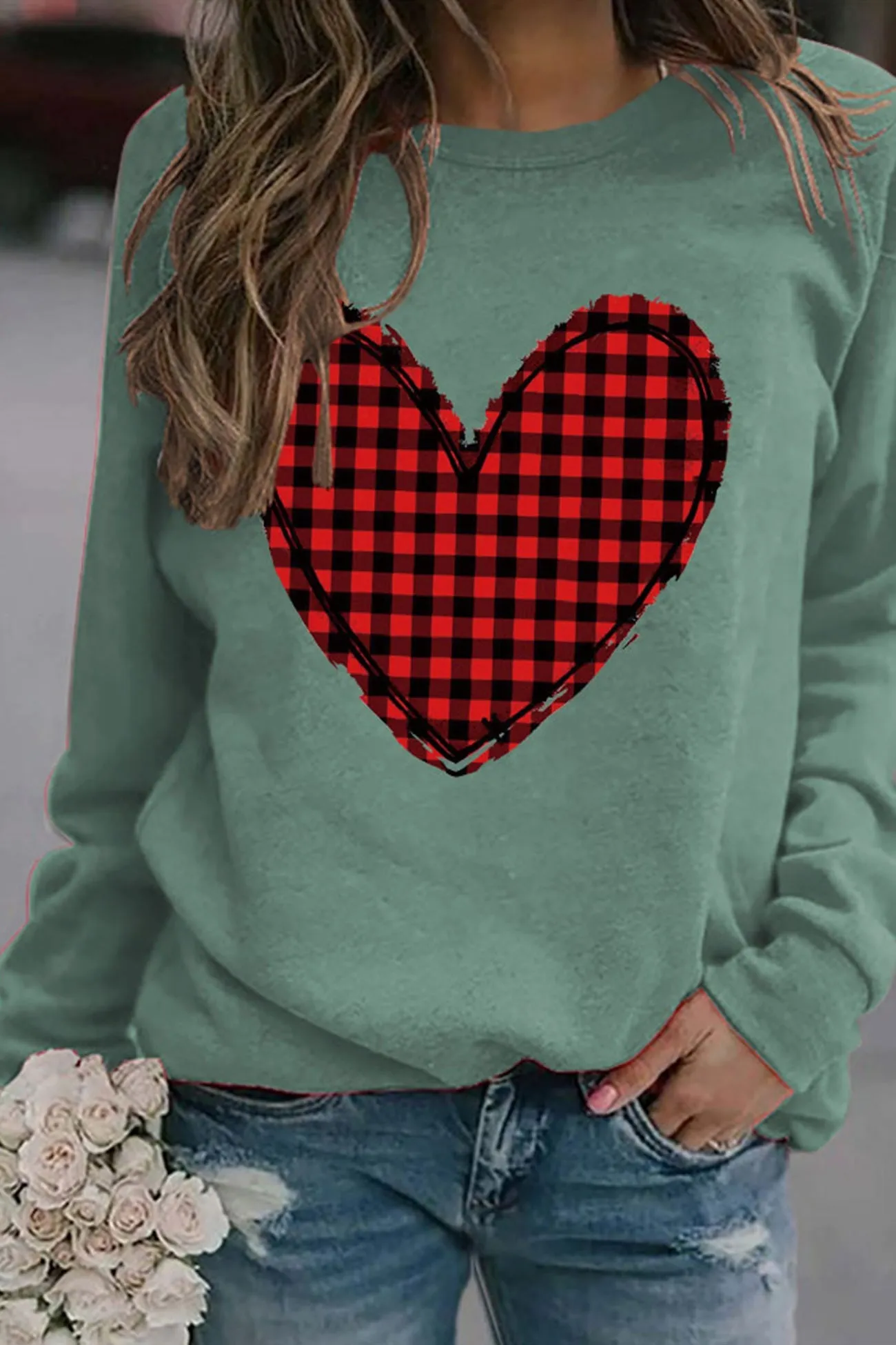 Plaid Heart Graphic Sweatshirt