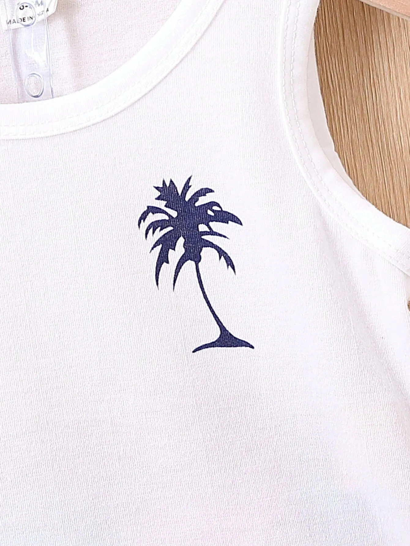 SHEIN Baby Boy Coconut Tree Print Tank Top & Shorts